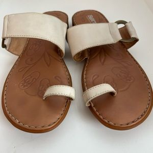 Born Women's Yana Toe Loop Leather Sandal - Size 8 - Cream Color